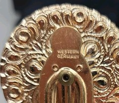 Vintage Filigree Scarf Ring Clip Western Germany Ornate Goldtone Round Detailed