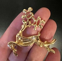 Vintage Jonee Gold Tone Deer Brooch Pin Multi-Color Crystals 2″ by 1.75″ NEW