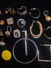 Lot Of Vintage Costume Jewelry Single Earrings Clip On Pierced Craft