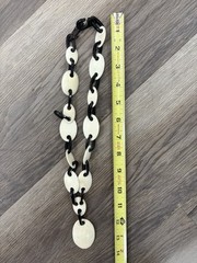 MOOMOO NECKLACE HORN & BONE LINKS Carved Clasp