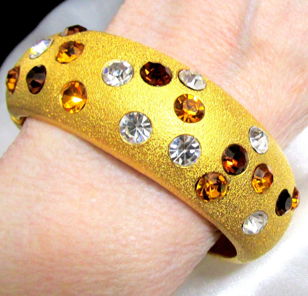 VTG RUNWAY JACKIE COLLINS MATTE GILT BRACELET w SWAROVSKI AMBER CRYSTAL WEIGHTY