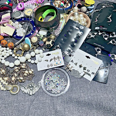 Vintage Jewelry Mixed Lot for Crafts Scrap Junk Wear Repair Repurpose 3.97 lbs.