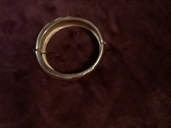 VINTAGE LAVIN PARIS GOLD ART DECCO BANGLE BRACELET. STUNNINGLY CHIC.