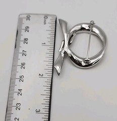 Vintage Pave Markasite Rhinestone Silver Tone Bow Tie Loop Q Retro Brooch Pin