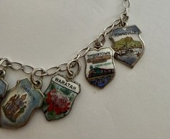 Vintage 10 Australia Tourist Historical Sites Shield Charms 925 Bracelet 7 3/4”