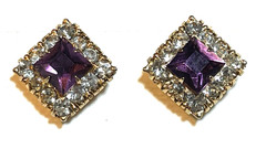 VTG PR VARGAS MANUFACTURING CO. AMETHYST & CLEAR RHINESTONE EARRINGS CIRCA 195Os