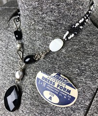 Vintage Black And White Beaded Necklace With Faceted Teardrop Pendant