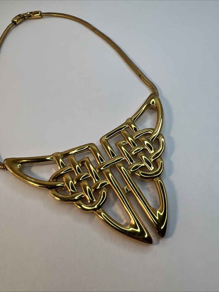 VTG Monet NWT 15” Celtic Knot Bib Statement Necklace Gold Tone MCM NOS