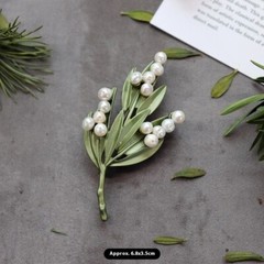 Vintage Green Color Plant Pearls Brooch Pin Flower Brooch For Women Jewelry Gift