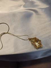 Vintage 1970s/80s Artisan 24K Gold-Dipped Leaf Pendant