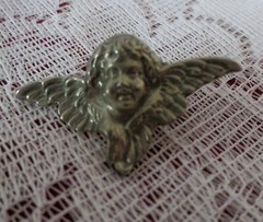ANGEL PIN WINGED Vintage Pewter Silver Metal Cherub Beautiful Detail c. 1980s