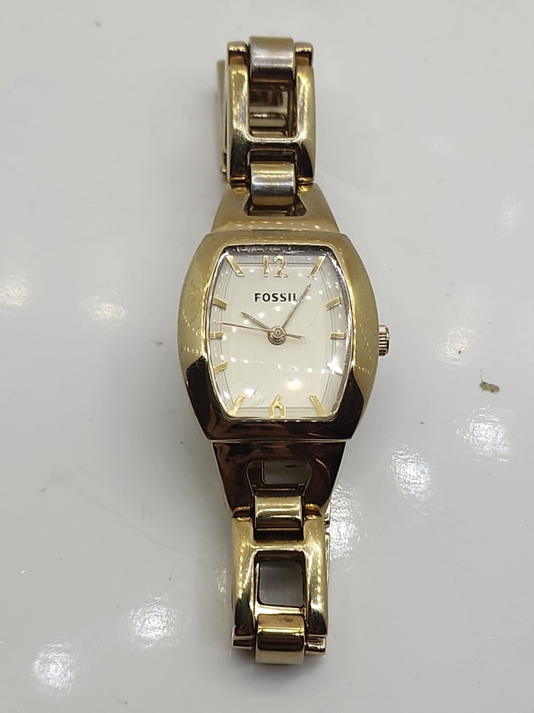 FOSSIL Gold Tone Bracelet Style Ladies Wrist Watch NEW BATTERY