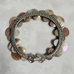 Vintage 1970s Mother of Pearl (MOP) Overlapping Disc Link Bracelet RARE