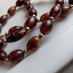 Vtg Mid-Century Faux Amber Lucite Necklace Statement Rootbeer Barrel 24″ 30g
