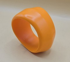 VINTAGE 80’s MOD Chunky Irregular Asymmetrical Orange Plastic Bangle Bracelet