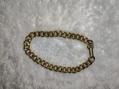 Vintage Gold Tone Textured Curb Chain Bracelet Petite Fold Over Clasp