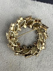 Vintage Rhinestone Brooch Gold Tone Wreath