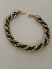 Vintage TRIFARI Bracelet Yellow Gold Tone 7 2/4 In (33)