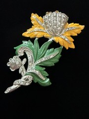 Deco Era vintage pot metal enamel brooch