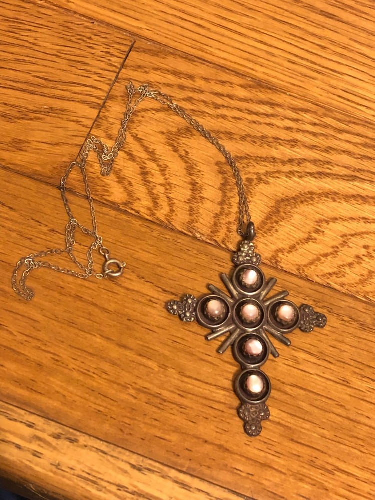 Vintage Pearl Shell 0.925 Silver Cross Pendant Necklace – Signed – FREE SHIPPING