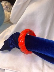 1980s Chunky Orange Lucite Twisted Rope Ribbed Bangle Bracelet