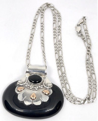Vintage 925 Sterling Silver & Copper Black Onyx Pendant with 20″ 925 S.S. chain