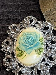 Vintage To Now CRAFT JUNK SCRAP Jewelry And Purse Parts Or Repurpose