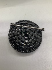 Vtg Made In Austria Green Crystal Rhinestone Round Statement Brooch Pin 1.5”