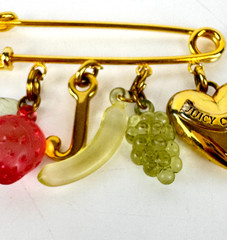 Juicy Couture Stamped Gold Tone Safety Pin Brooch Pin Fruit J Heart Charms Auth