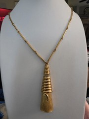 Vtg Monet Goldtone Articulated Pendant Necklace 26 In 1960’s