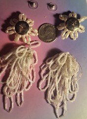 No brand pre-owned 2 pairs of faux pearl cluster and seed bead dangle earrings