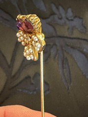 Victorian Style Gold Tone Faux Seed Pearl Purple Glass/Paste Pansy Stick Pin