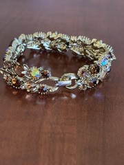 Vintage LISNER Gold-Tone Leaf Bracelet w/ Amber & Aurora Borealis Rhinestones