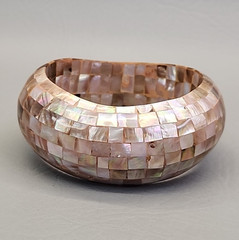 Vintage Mother of Pearl Bangle Bracelet Mosaic Wide Domed Peach Pink 8.25″
