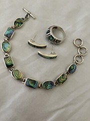 ❤️VTG 925 ABALONE SHELL BRACELET, EARRINGS & RING. Would Make A Lovely Gift