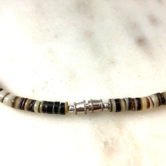 Vintage Heishi Necklace Beaded Dark Brown Hawaiian Puka Shell 16″