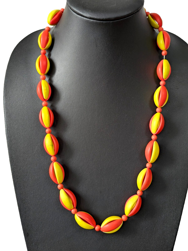 Vintage Groovy Bead Necklace 1950’s – 1960s Lucite AB Box Clasp MOD Hong Kong