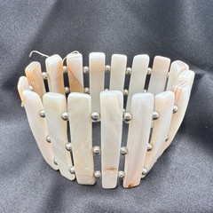 Vintage 90s Mother of Pearl Shell Stretch Bracelet Boho Wide Cuff Jewelry
