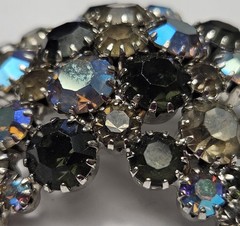 Large Dome Unsigned Star Prong Set Glass Rhinestone Brooch Silver Grey Tone 2″