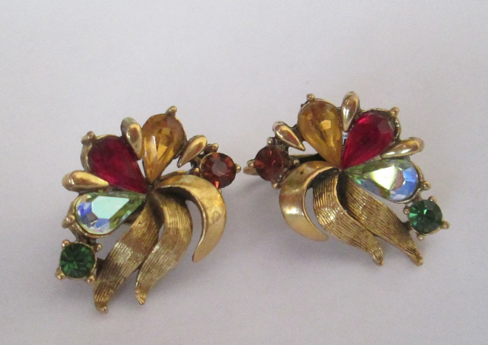 Vintage Coro Multi Rhinestone Gold Ribbon Earrings Clip On