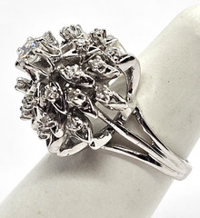 Vintage 14K White Gold 0.25CT Center Diamond Cluster Cocktail Ring Size 6 9.33gr