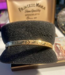 VTG Marathon 12k Gold Filled Floral Bangle Bracelet Princess Mara Box Paperwork