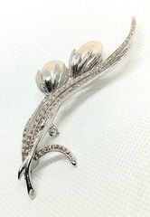 Jay Strongwater Floral Brooch Pearl And Rhinestone Crystal Stem Silver Tone Pin