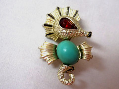Vintage 1940s Faux Ruby & Turquoise Stylized Gold Tone Seahorse Brooch