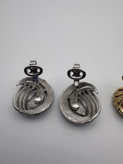 Beautiful Vintage Trifari Gold And Silver Tone Clip On Earrings – Set Of 2