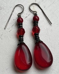 Vintage Red Glass Teardrop Cabochon & Faceted Dangle Drop Pierced Earrings