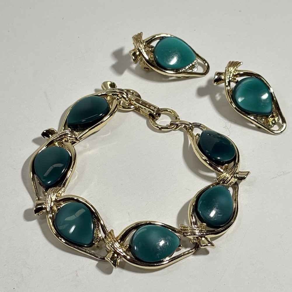 Vintage Teal Green Thermoset Lucite Link Jewelry Set Bracelet Earrings Gold Tone