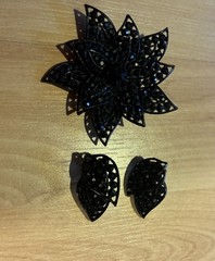 Black Filigree Vintage Flower Brooch Pin & Matching Clip-on Earrings Jewelry Set