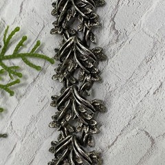 Vintage Unbranded 1950’s Leaf Leaves SILVER Tone Heavy BRACELET 7”