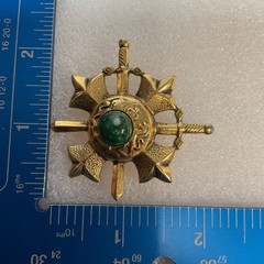 Gold Tone Crossed Swords Brooch Green Cabochon 1.75in 15.2g